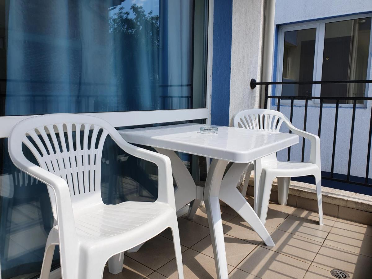 Family House Manolov Hotel Obzor Exterior photo