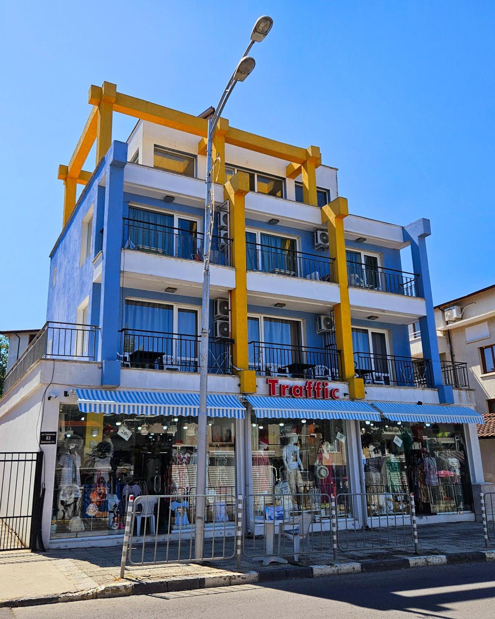 Family House Manolov Hotel Obzor Exterior photo